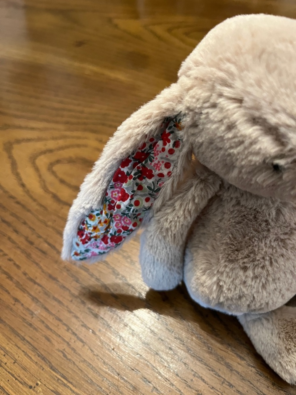 Jellycat Small Blossom Beige Bunny with Floral Ear & Paw Details - Picture 8 of 15